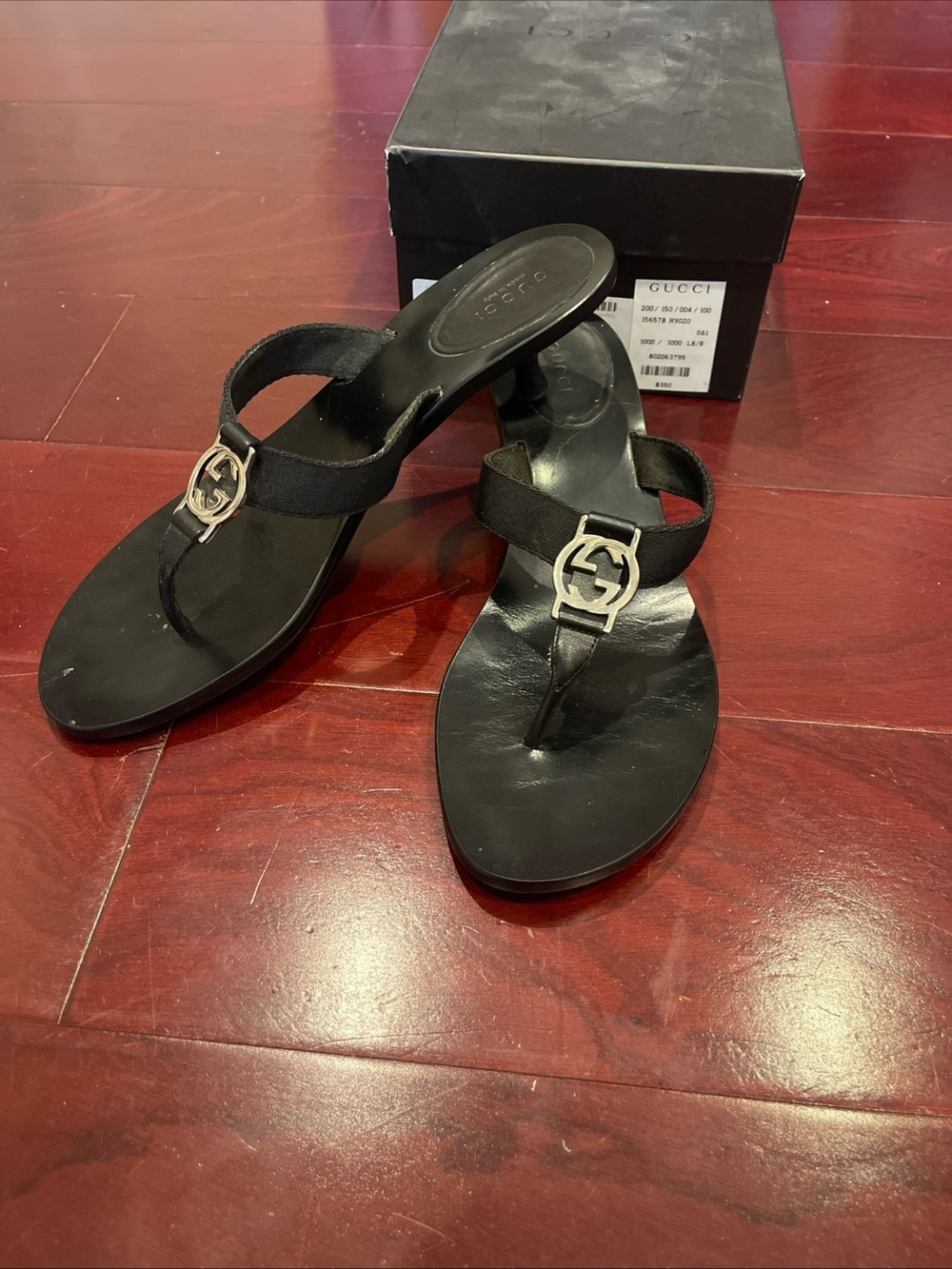 Gucci Black Leather Thong Sandals Kitten Heel with Interlocking G